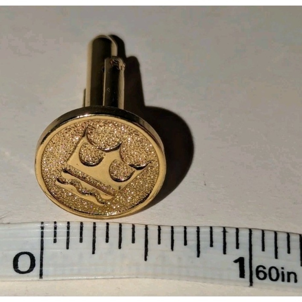 Royal Caribbean Officer's Cufflinks Gold Toned Round Crown & Anchor Vintage EUC - Picture 7 of 7